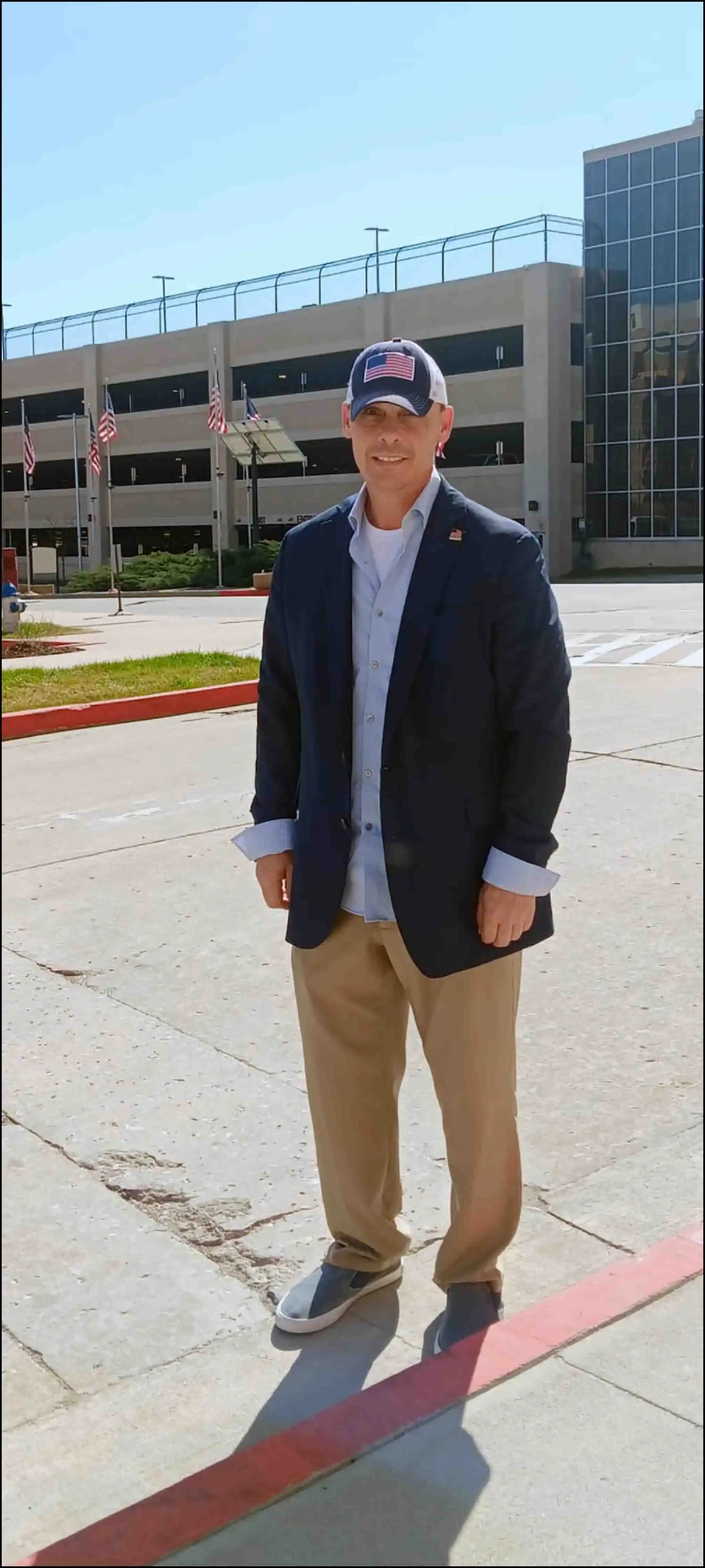 The War Veteran David Haave goes to the Harry S Truman Hospital to give love to his fellow Veterans 2024